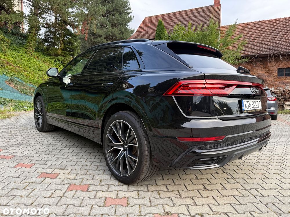 Audi Q8 - 4