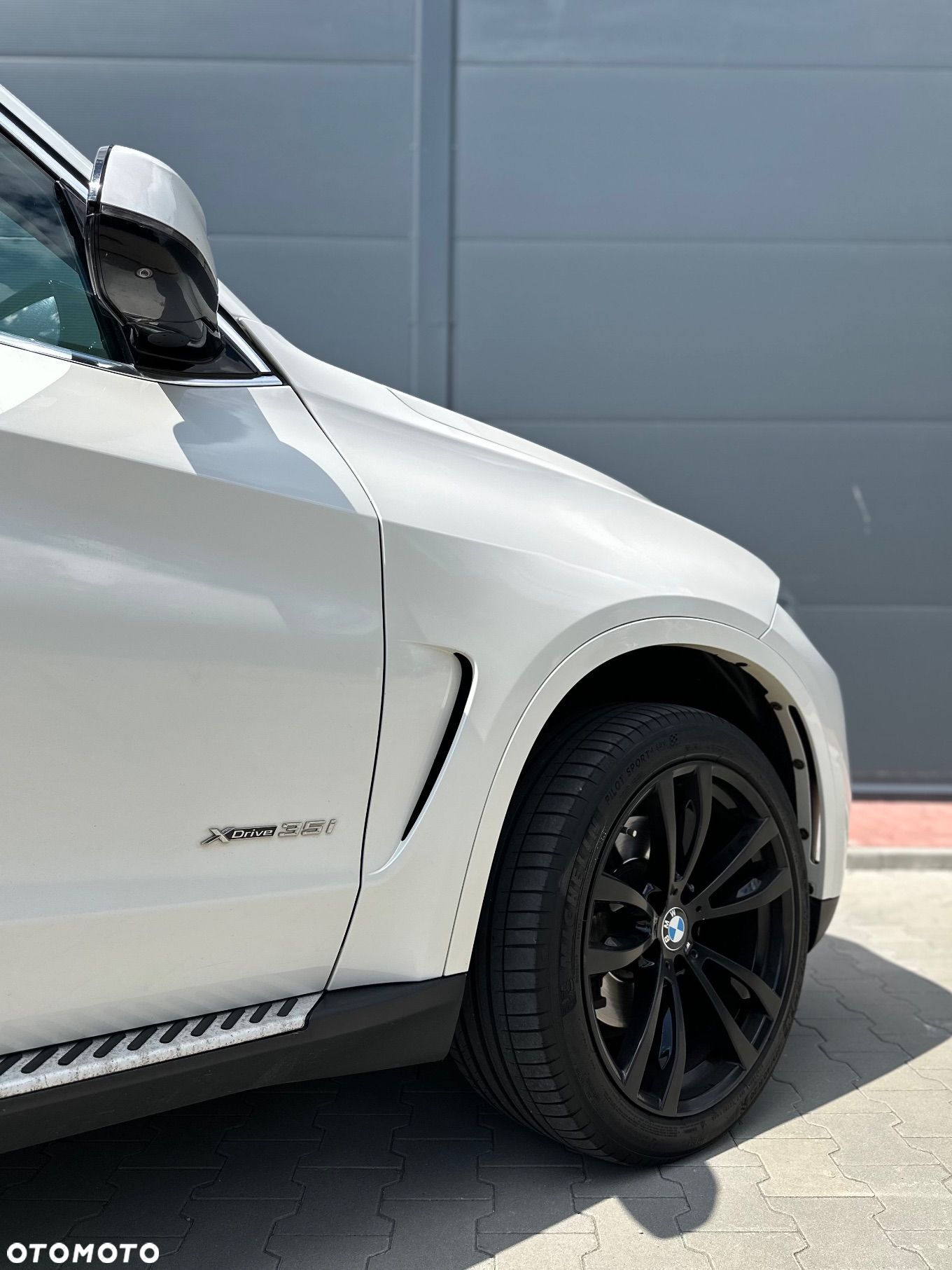 BMW X5 xDrive35i - 11