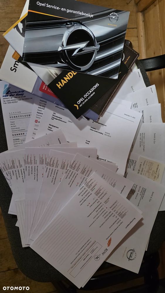 Opel Insignia 1.6 T Cosmo - 22