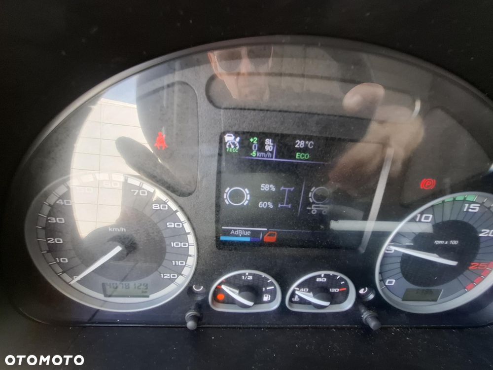 Iveco S-WAY - 13