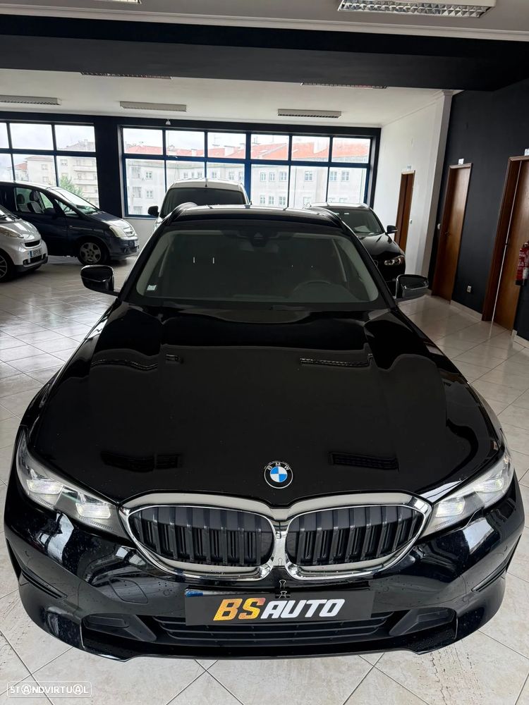 BMW 318 d Touring - 10