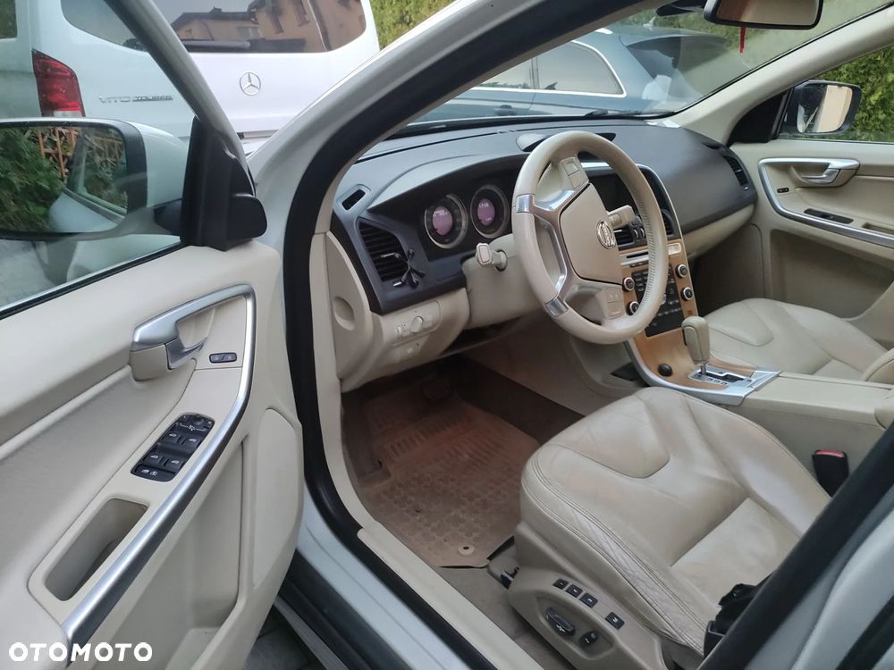 Volvo XC 60 D5 AWD - 7