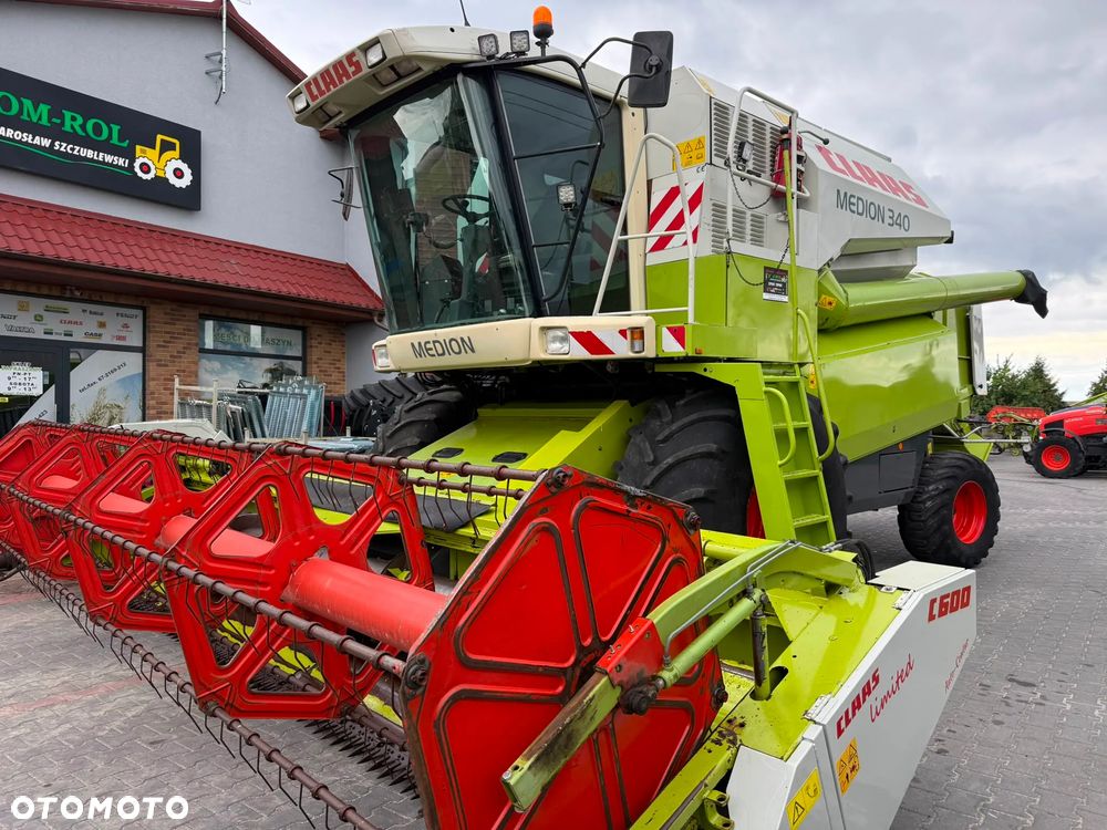 Claas MEDION 340 330  MEGA 350 320 - 1