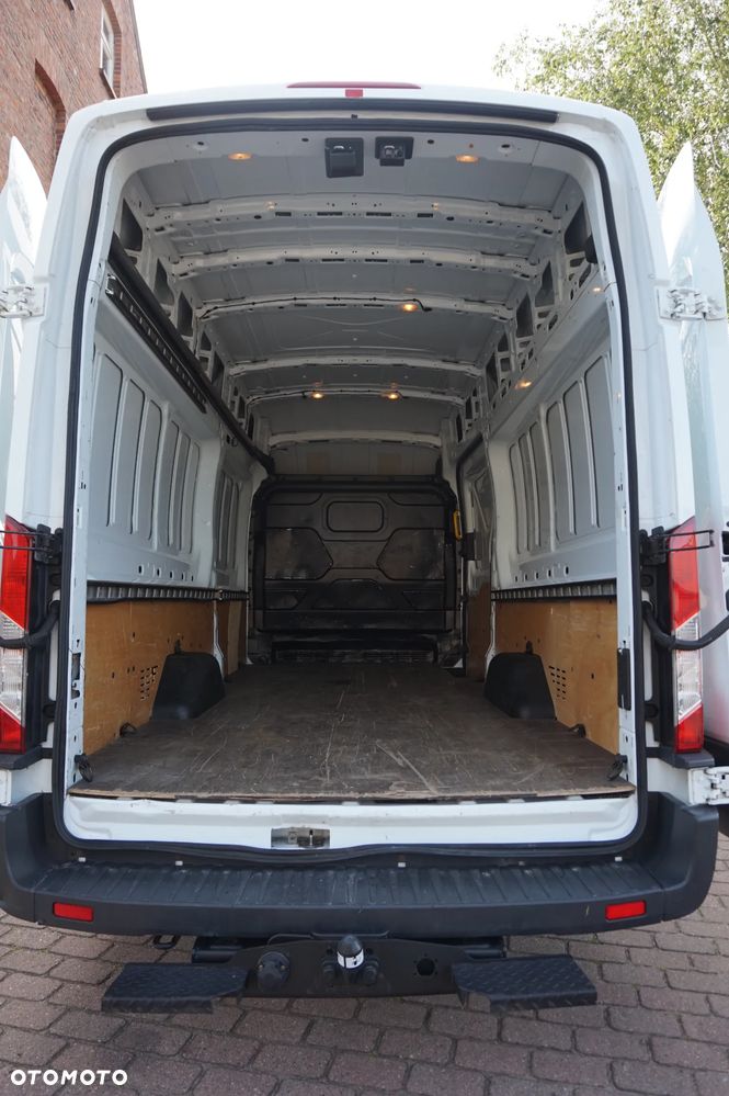 Ford Transit - 10
