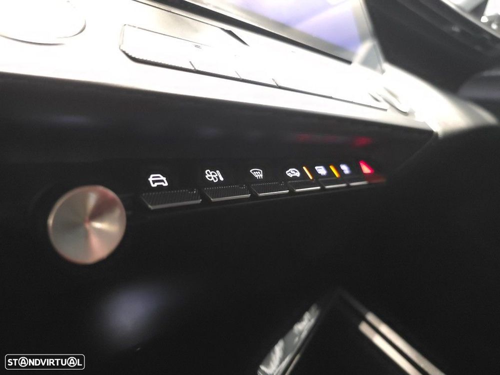 Peugeot 308 SW BlueHDi 130 EAT8 Allure - 40