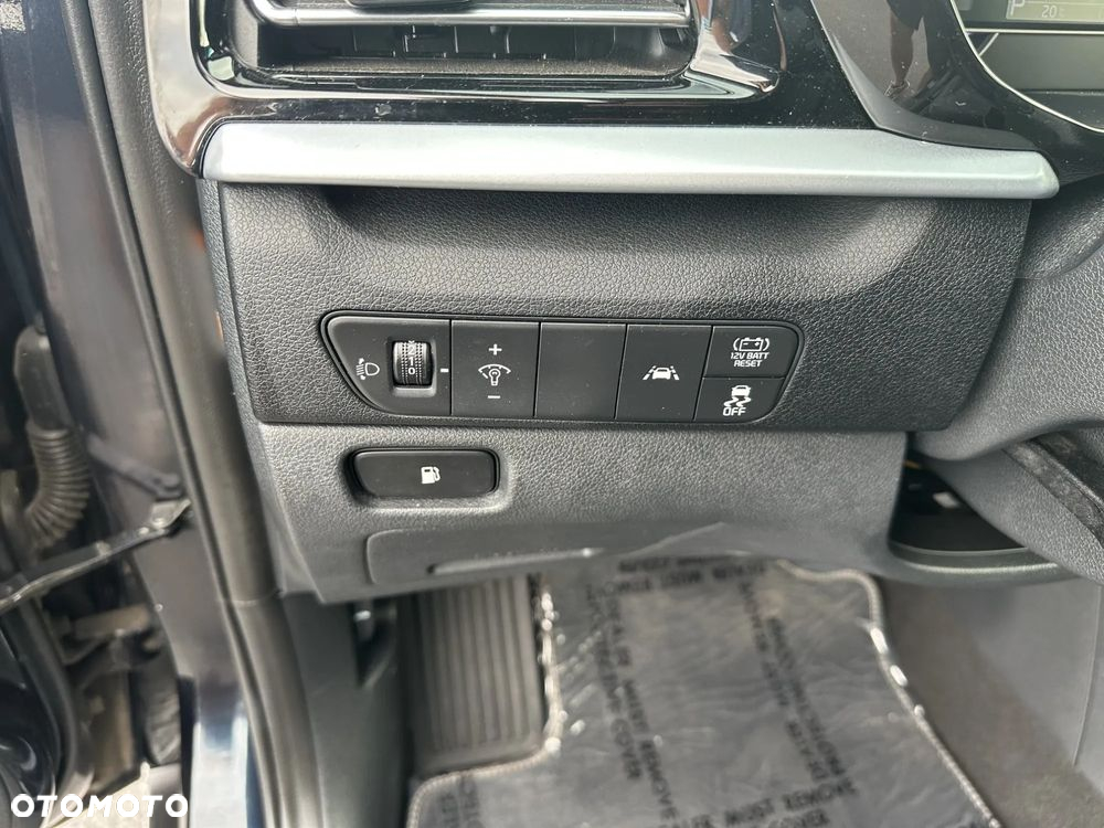 Kia Niro - 17