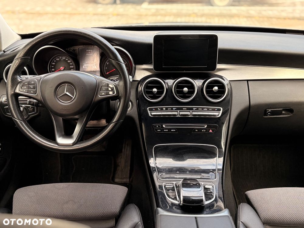 Mercedes-Benz Klasa C 180 7G-TRONIC Avantgarde - 12