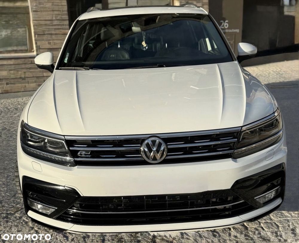 Volkswagen Tiguan - 31