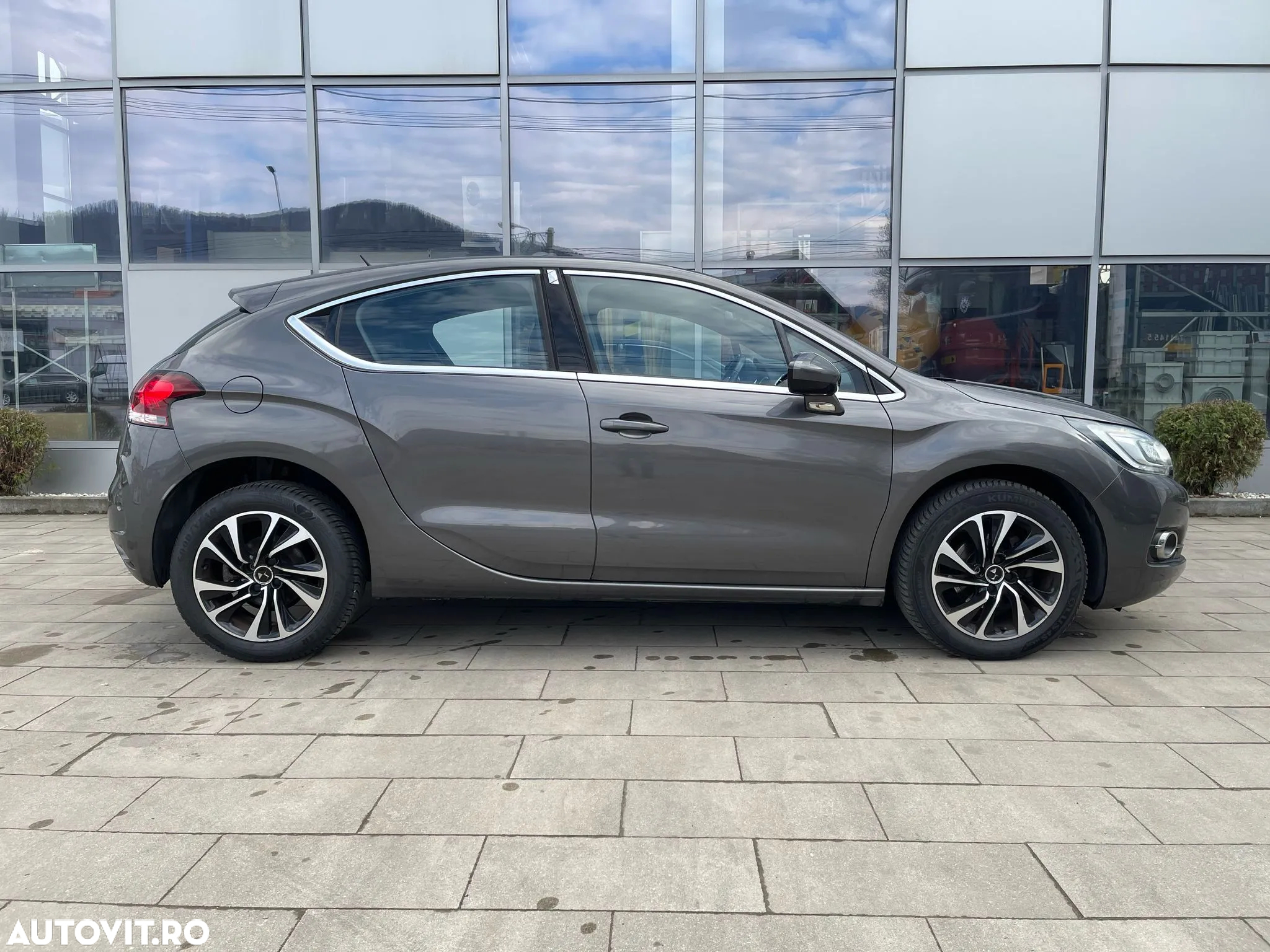 DS Automobiles DS 4 DS4 BlueHDi S&S BVM6 So Chic - 19
