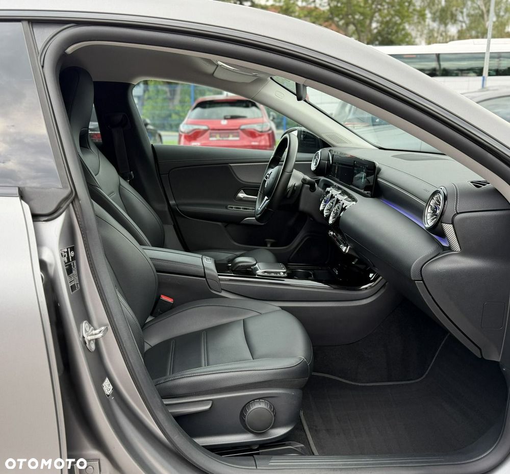 Mercedes-Benz CLA 200 d 8G-DCT Edition Progressive Line - 14