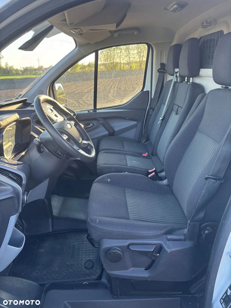 Ford Transit Custom - 22