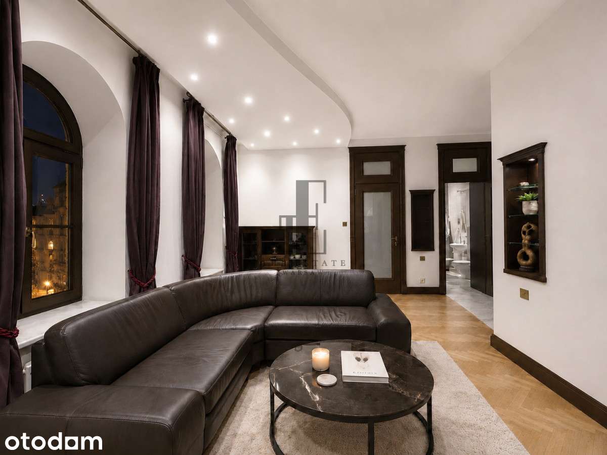 Wspólna 50 | Apartament w kamienicy