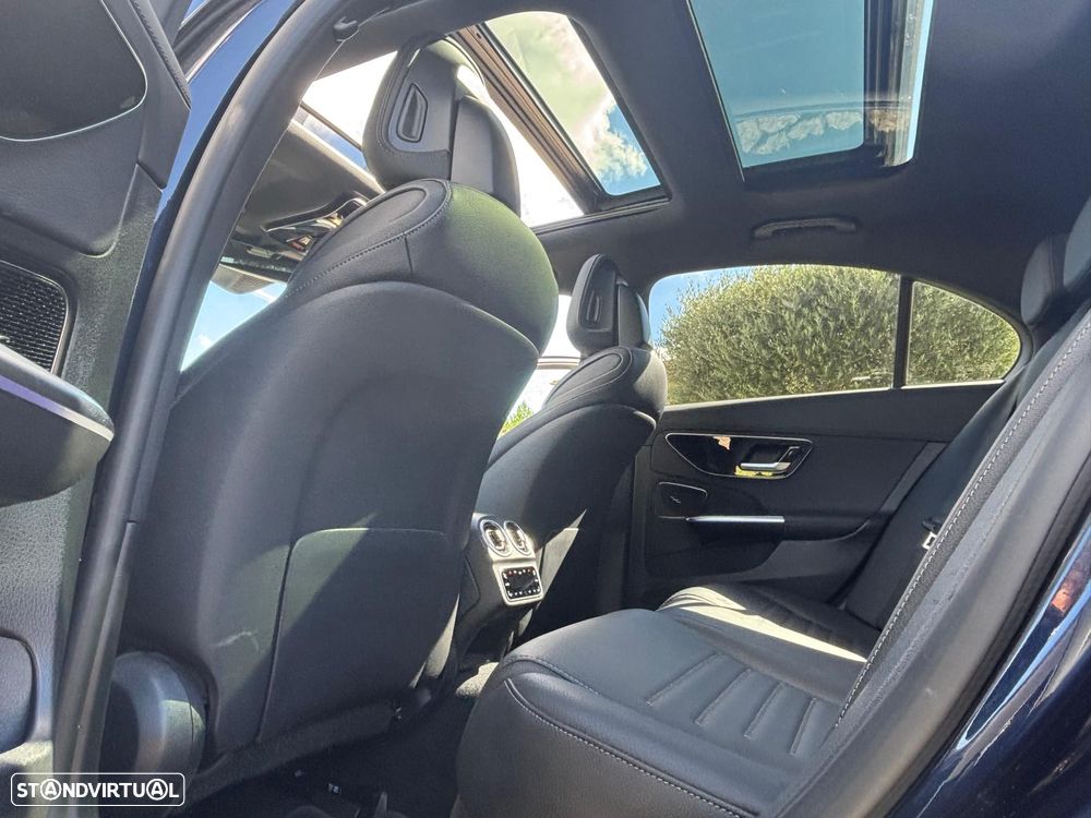Mercedes-Benz C 300 e AMG Line - 15