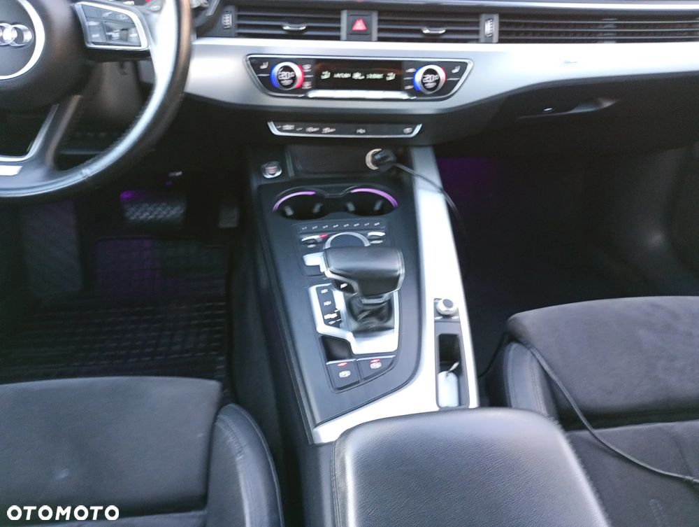 Audi A4 Avant 2.0 TDI DPF clean diesel multitronic S line Sportpaket - 24