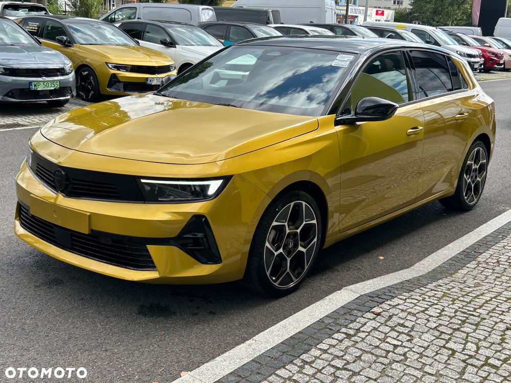 Opel Astra 1.2 T GS Line S&S - 9
