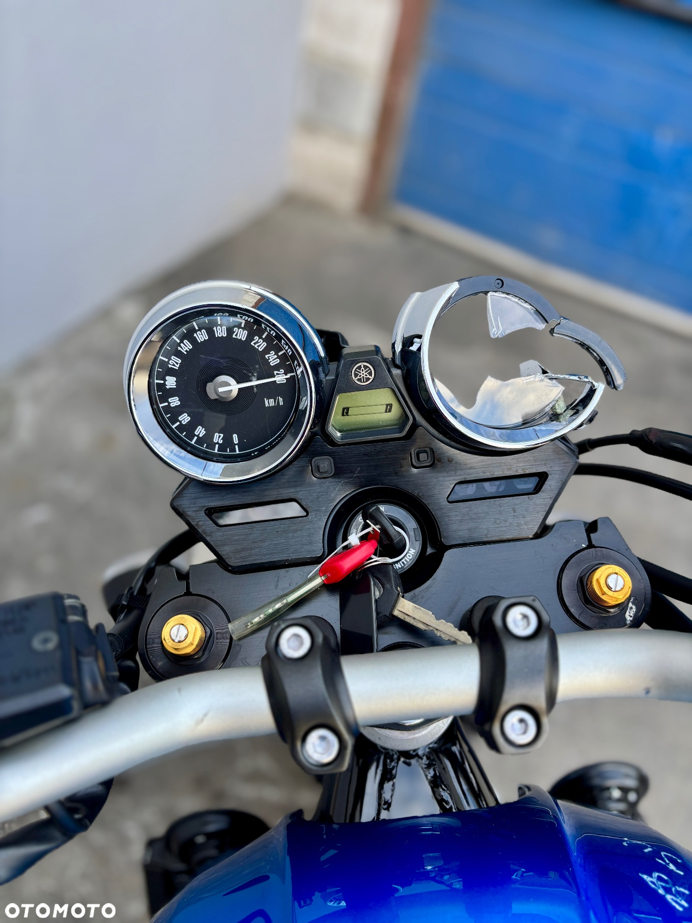Yamaha XJR - 14