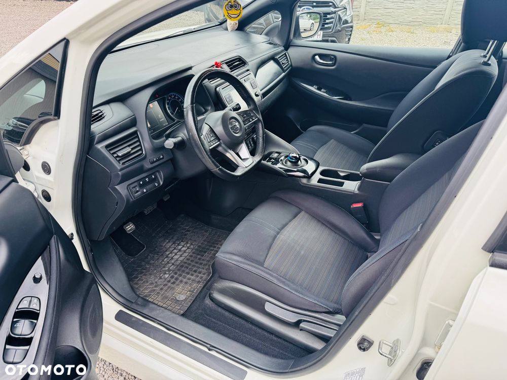 Nissan Leaf 40 kWh N-Connecta - 10