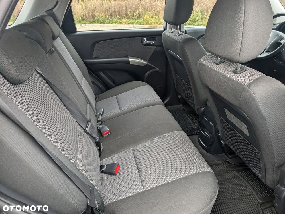 Kia Sportage 2.0 2WD LX - 28