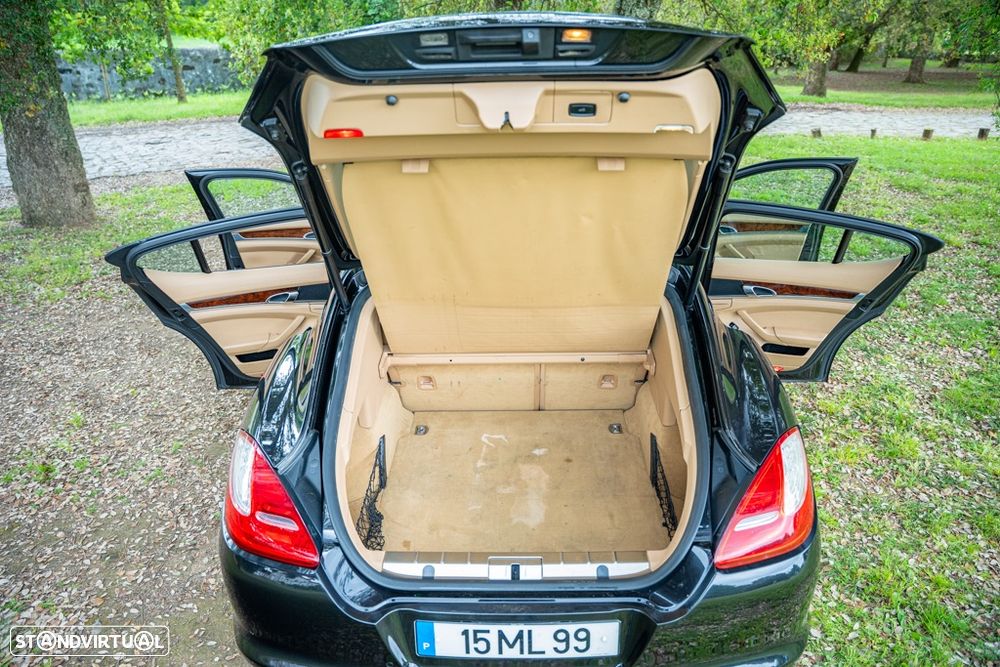 Porsche Panamera 3.0 V6 - 24