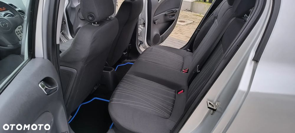 Opel Corsa - 13