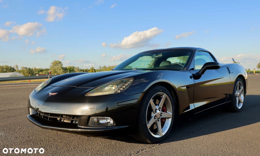 Chevrolet Corvette - 34