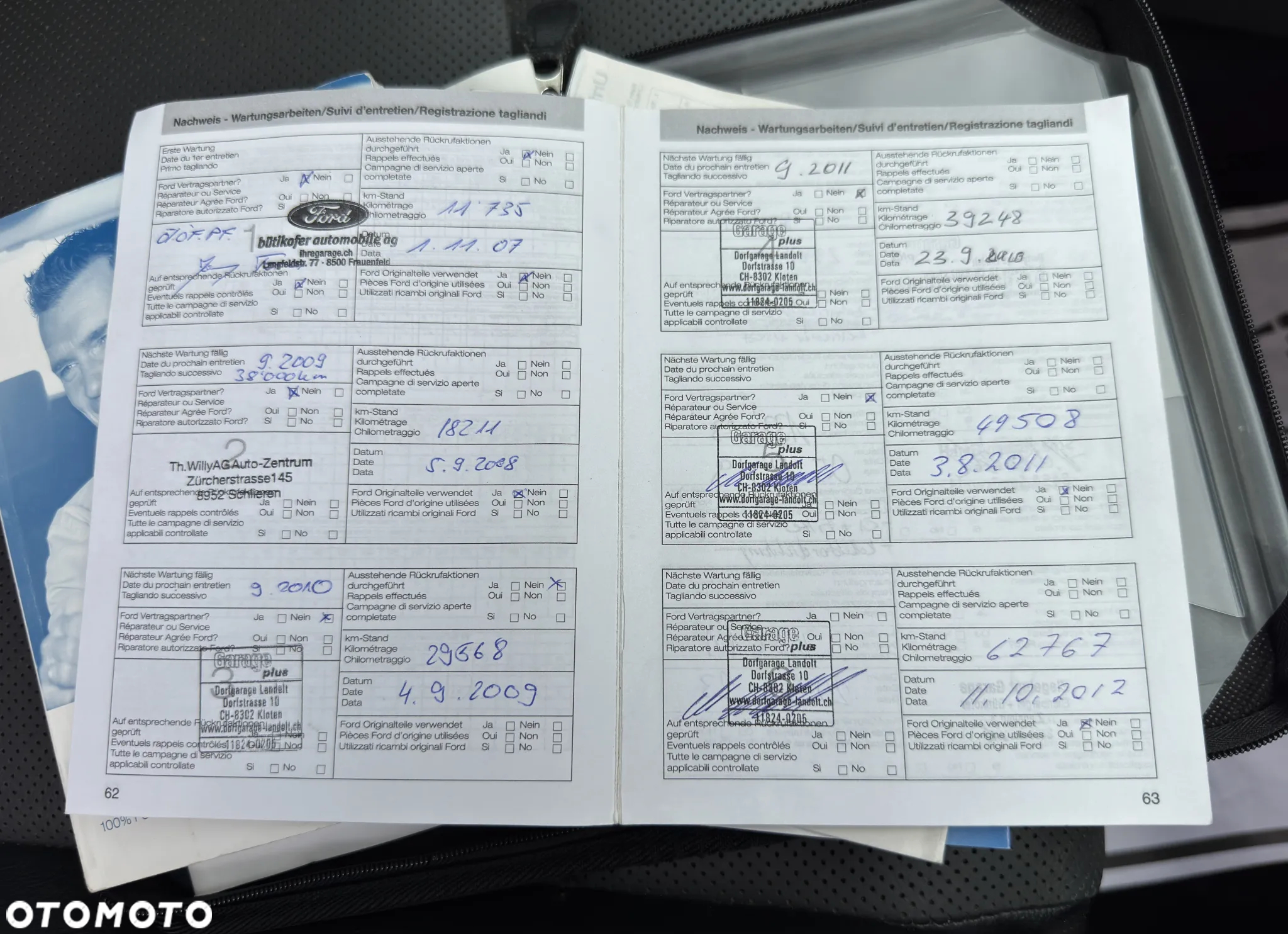 Ford S-Max 2.5 Titanium - 34