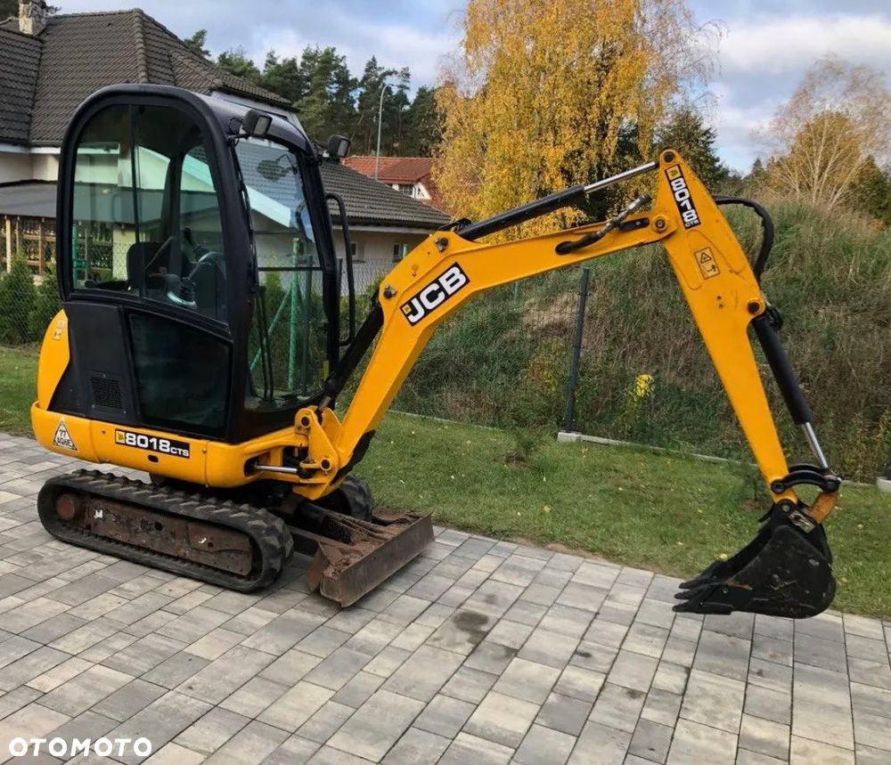 JCB 8018 - 1