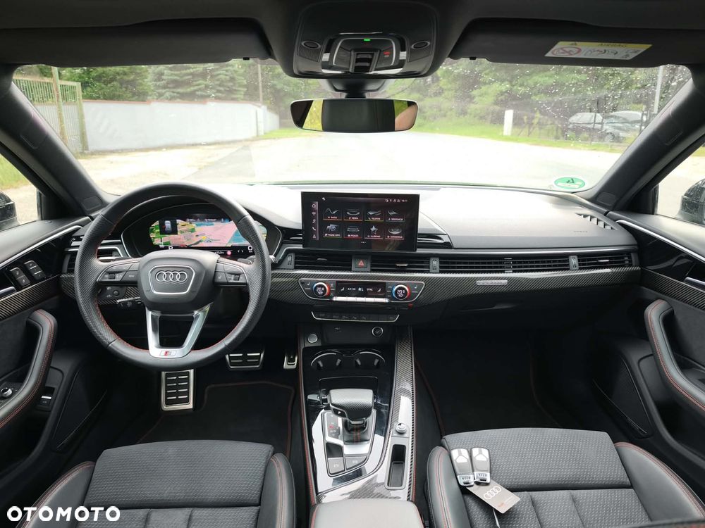 Audi A4 Avant 40 TDI quattro S tronic S line - 17