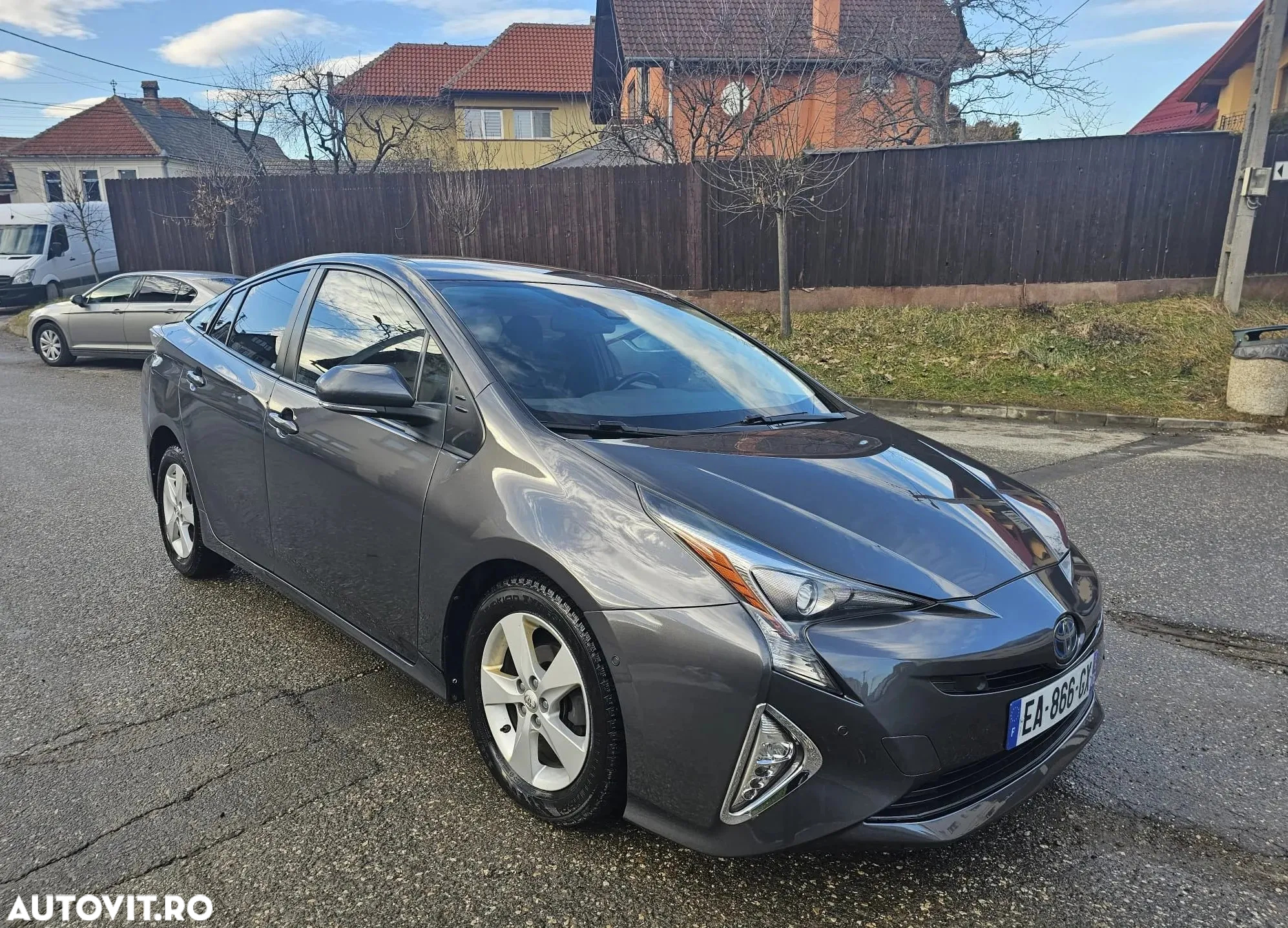 Toyota Prius (Hybrid) Executive - 2