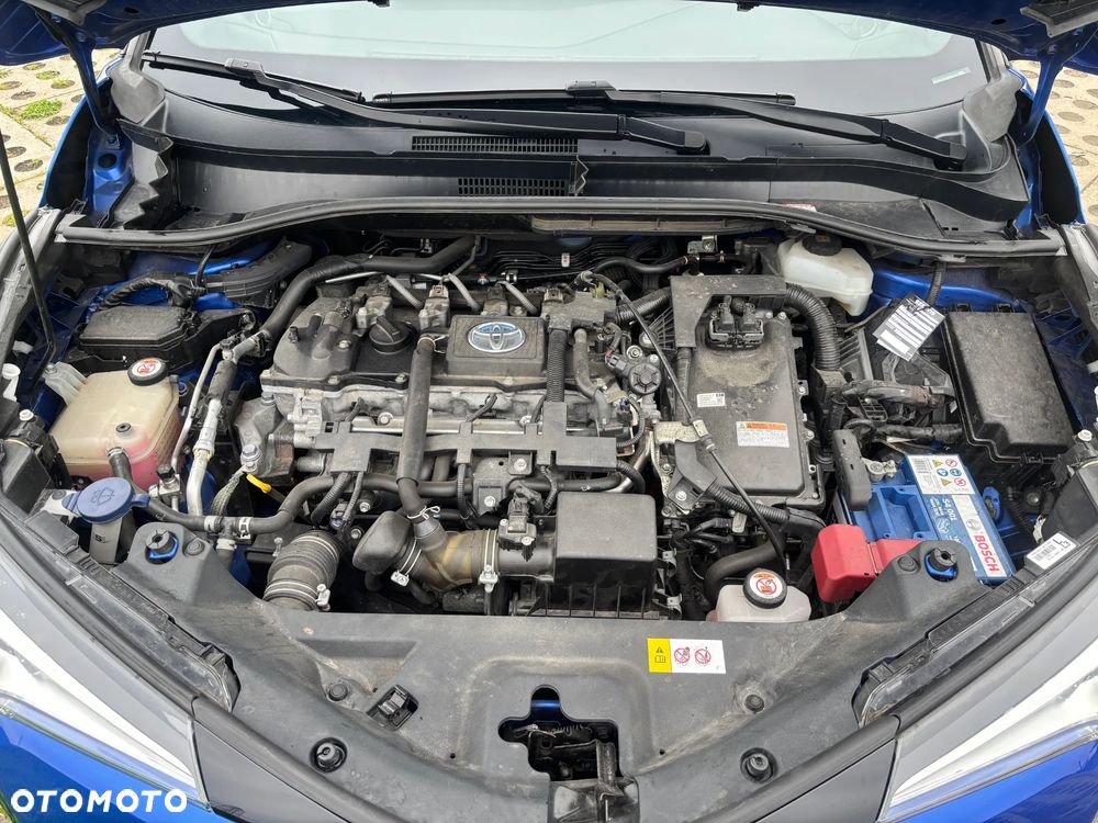 Toyota C-HR Flow - 32