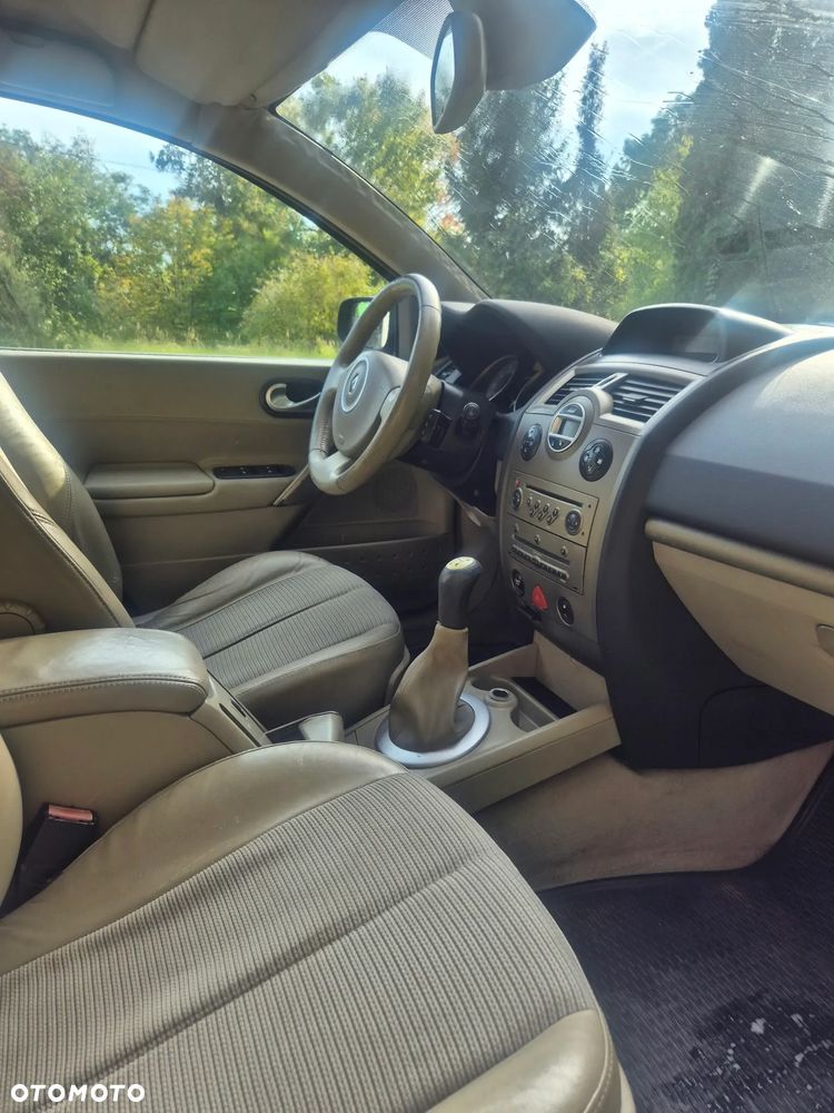 Renault Megane 1.6 16V Confort Authentique - 5