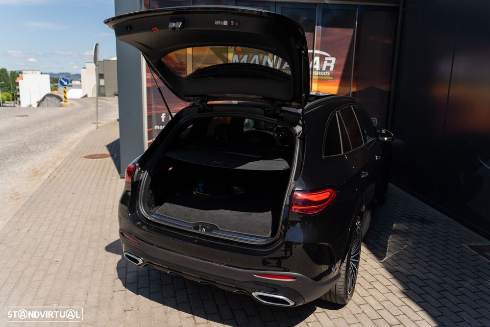 Mercedes-Benz GLC 300 e 4Matic 9G-TRONIC Edition AMG Line - 37