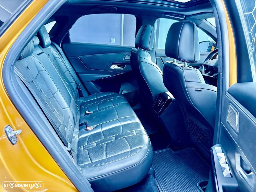 DS DS7 Crossback - 12
