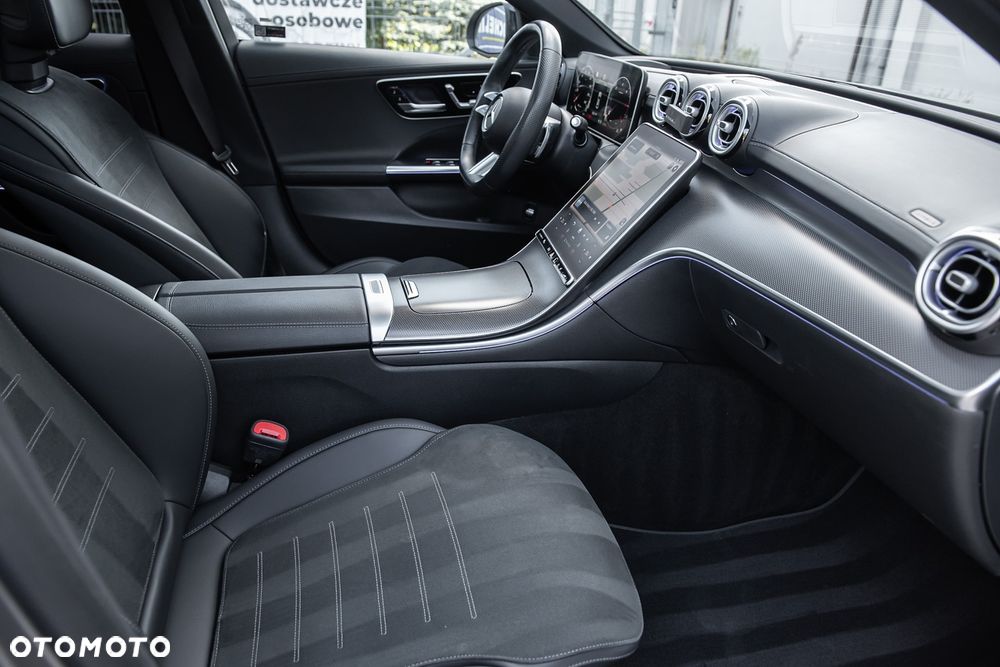 Mercedes-Benz Klasa C 300 d mHEV 4-Matic AMG - 38