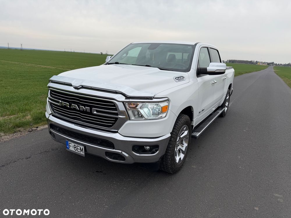 RAM 1500 5.7 Crew Cab Bighorn - 2