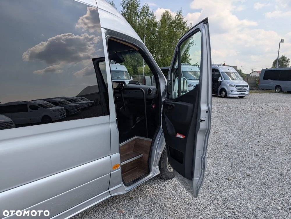 Mercedes-Benz Sprinter 519 - 15