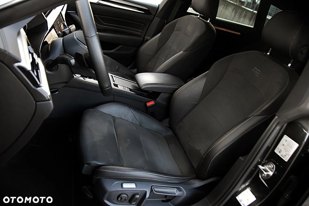 Volkswagen Arteon 2.0 TSI R-Line DSG - 17