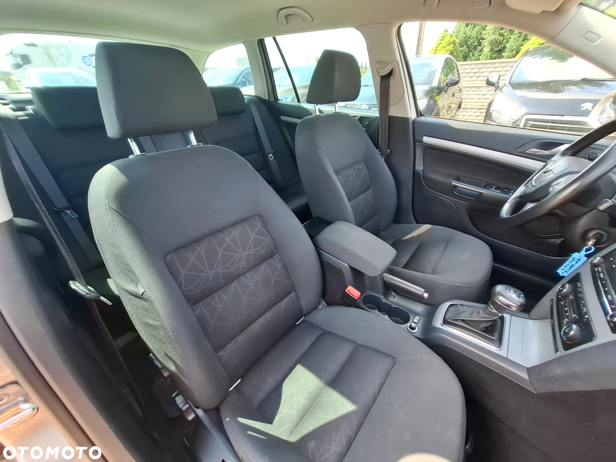 Skoda Octavia 1.4 TSI Family DSG - 19