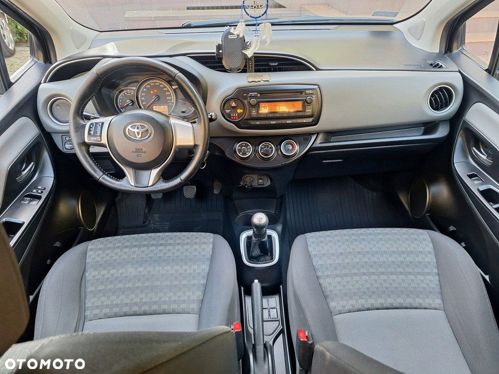 Toyota Yaris - 5