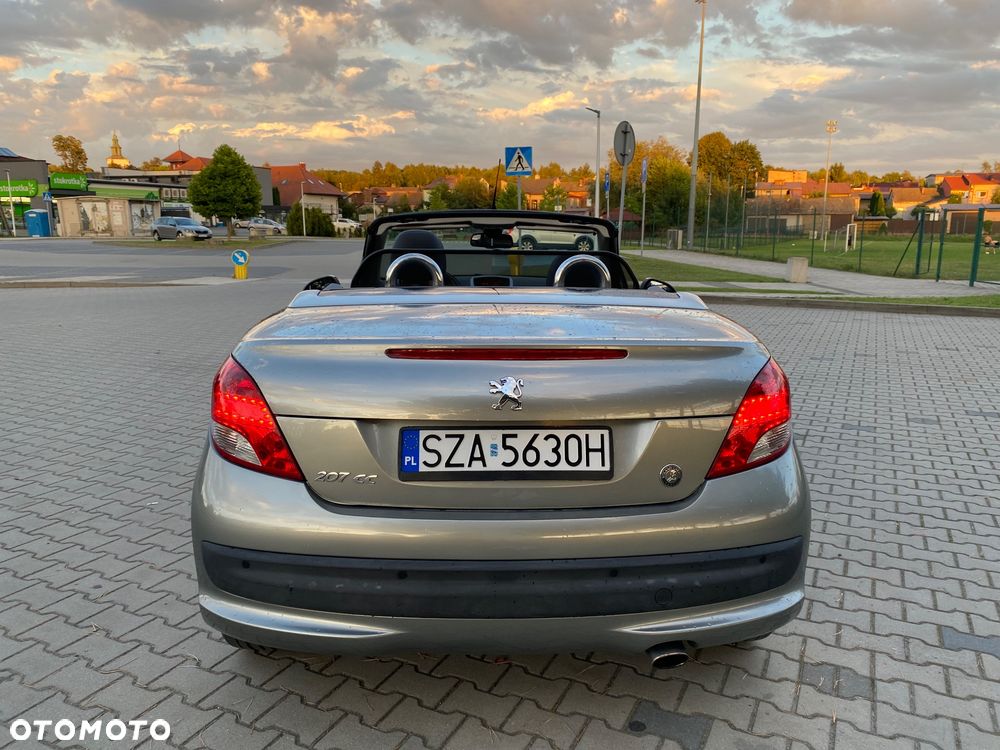Peugeot 207 CC 120 VTi Roland Garros - 12