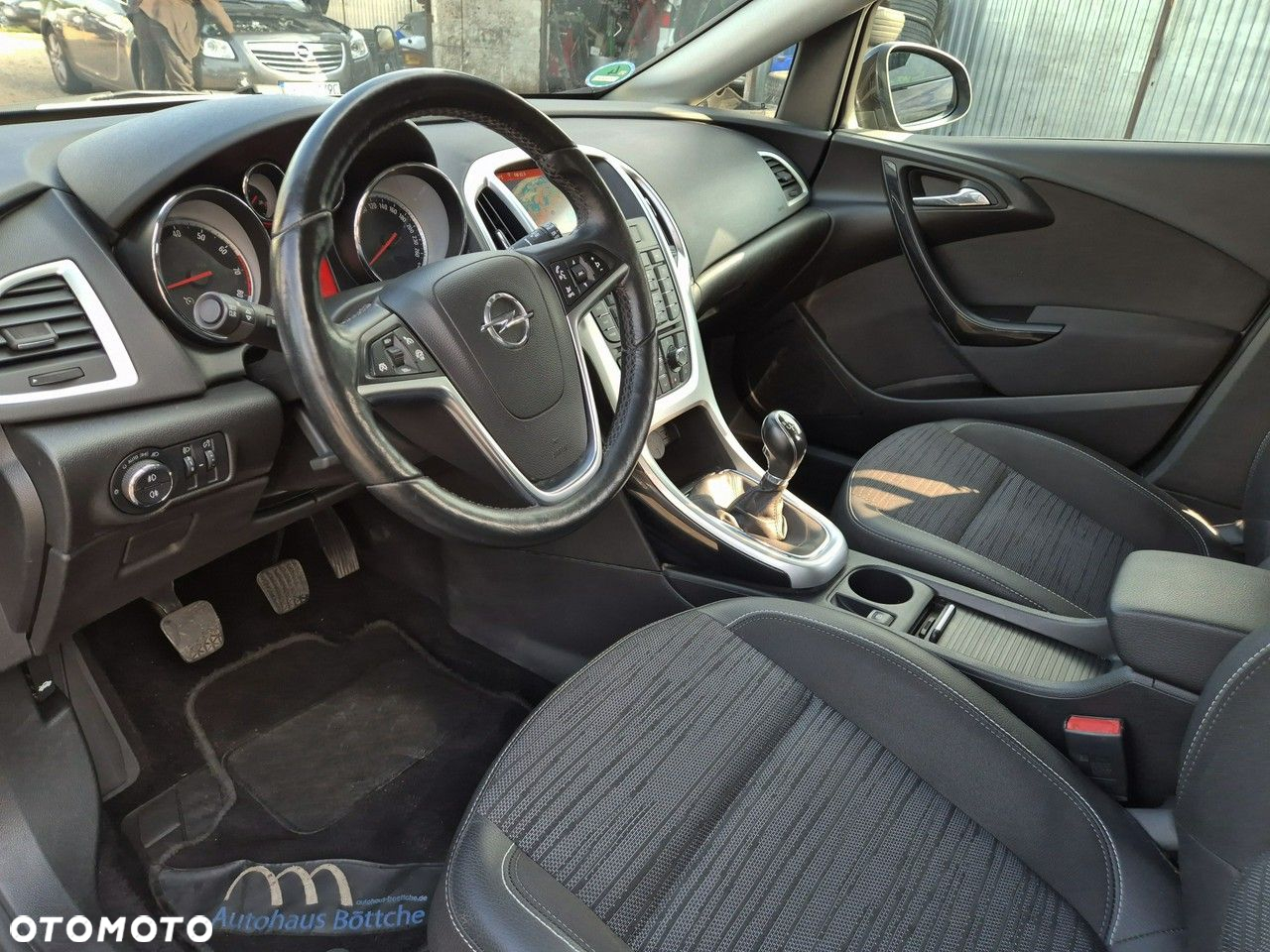 Opel Astra - 11