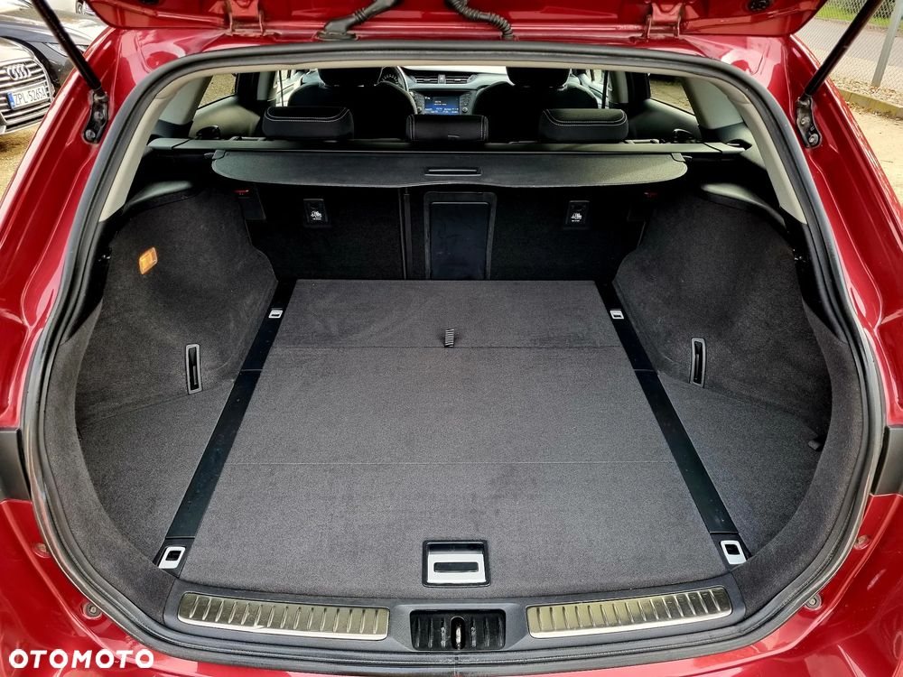 Toyota Avensis 1.8 Prestige - 13