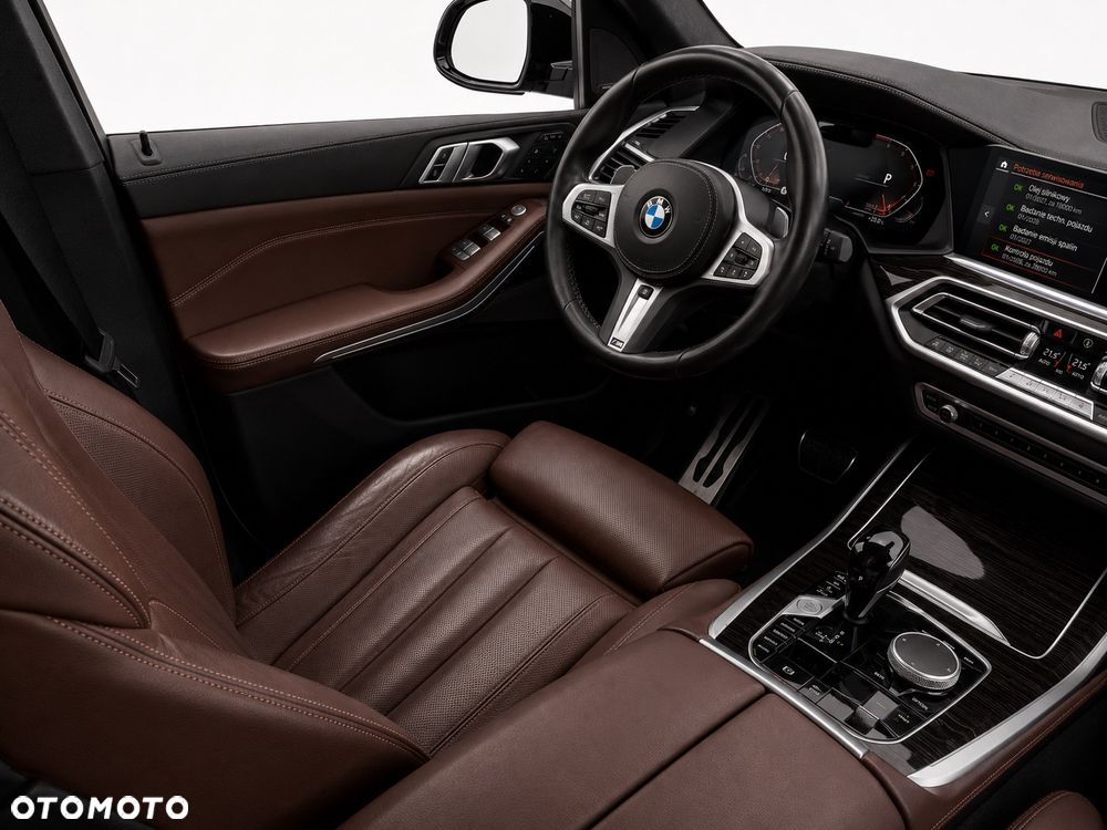 BMW X7 - 7
