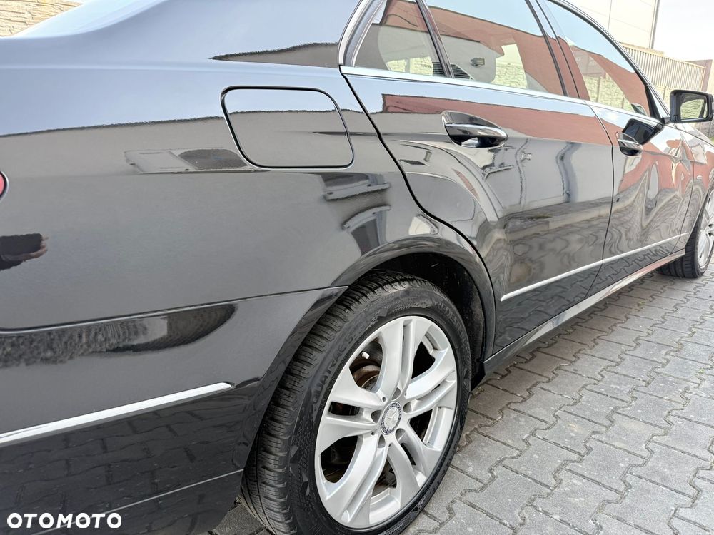 Mercedes-Benz Klasa E 220 CDI BlueEff Avantgarde - 10