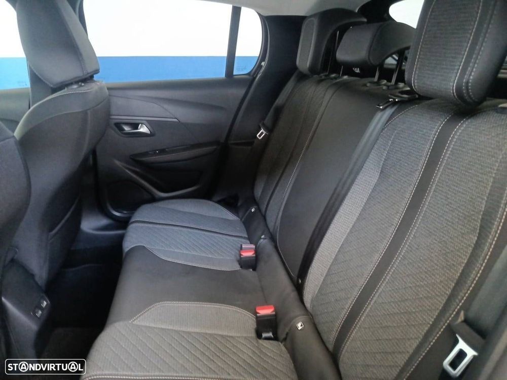 Peugeot 208 1.2 PureTech Allure EAT8 - 10