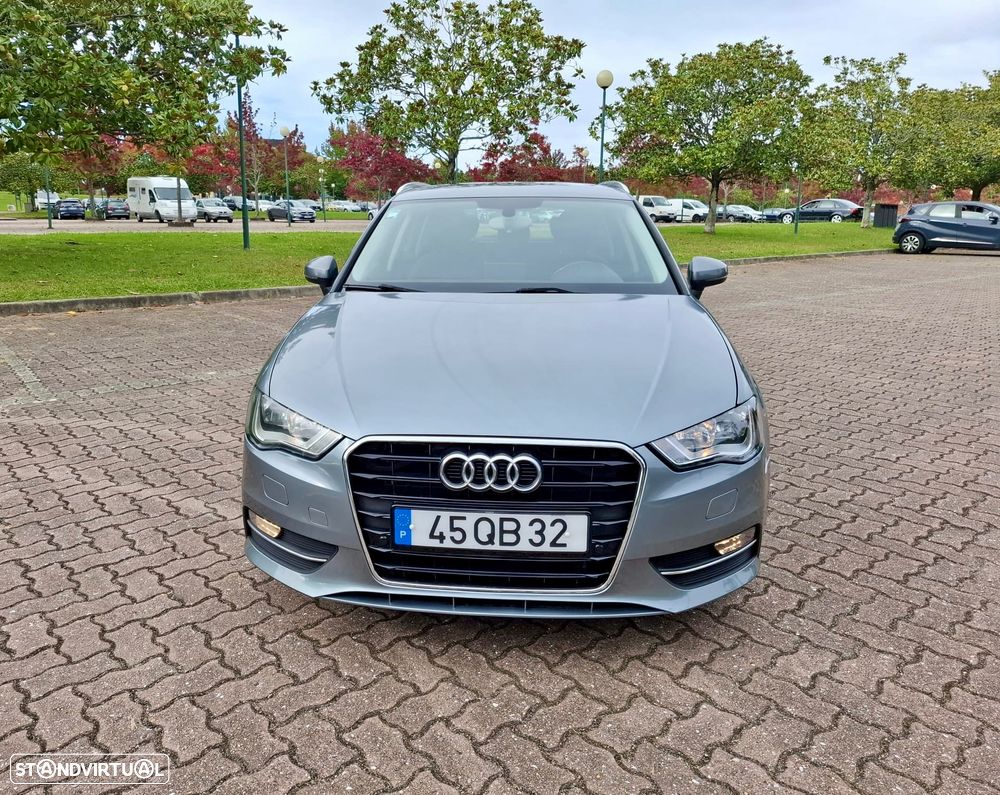 Audi A3 Sportback 2.0 TDI Attraction - 2