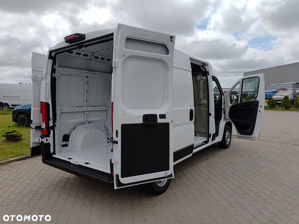 Opel movano Movano Furgon L2H2 2.2 Diesel 140KM MT6 Euro 6E DMC 3.3t 11.5m3 - 28