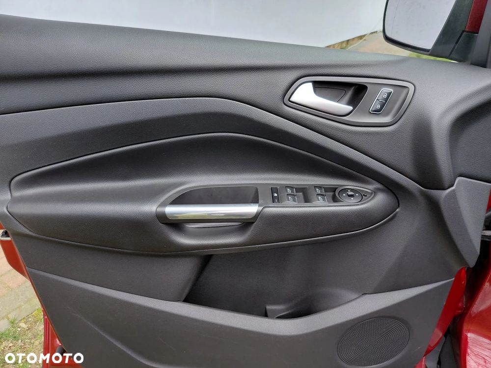 Ford Kuga 2.0 TDCi 2x4 Individual - 12