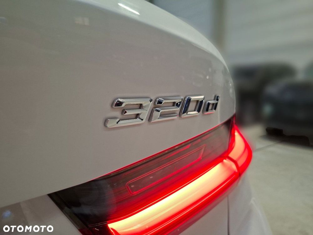 BMW Seria 3 - 22