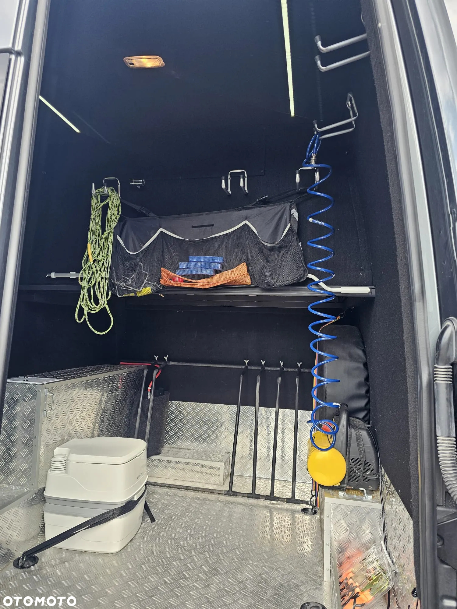 Mercedes-Benz SPRINTER - 12